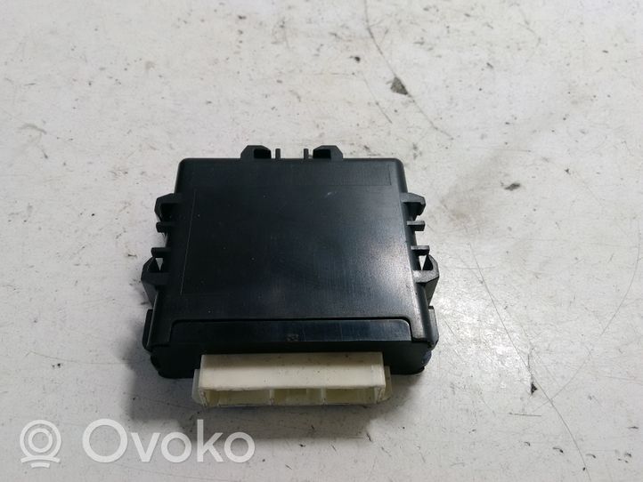 Toyota Auris 150 Module d'éclairage LCM 8996012090