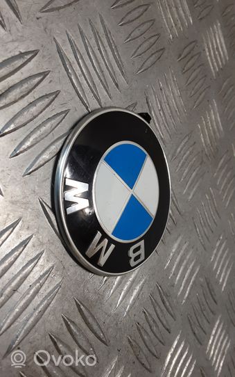 BMW 3 F30 F35 F31 Mostrina con logo/emblema della casa automobilistica 7288752