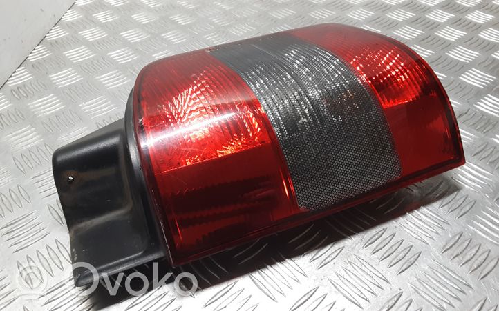 Volkswagen Transporter - Caravelle T5 Lampa tylna 7H5945257A