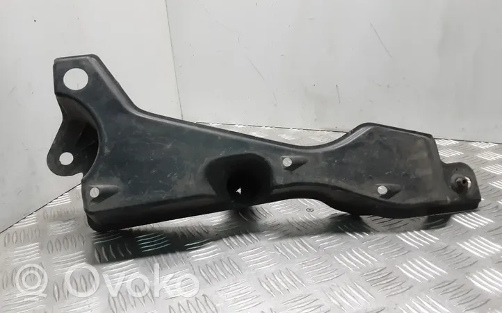 Lexus NX Doublure de caisse et protecteur de panneau arrière 5839842022