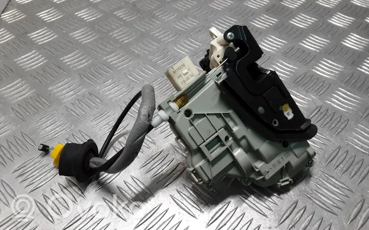 Audi A4 S4 B9 Rear door lock 4G0839015F