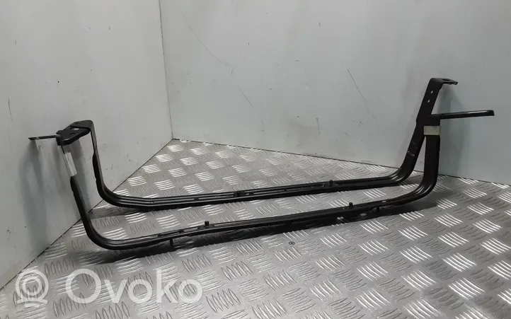 Volvo V40 Staffa di fissaggio del serbatoio del carburante MK6146T3