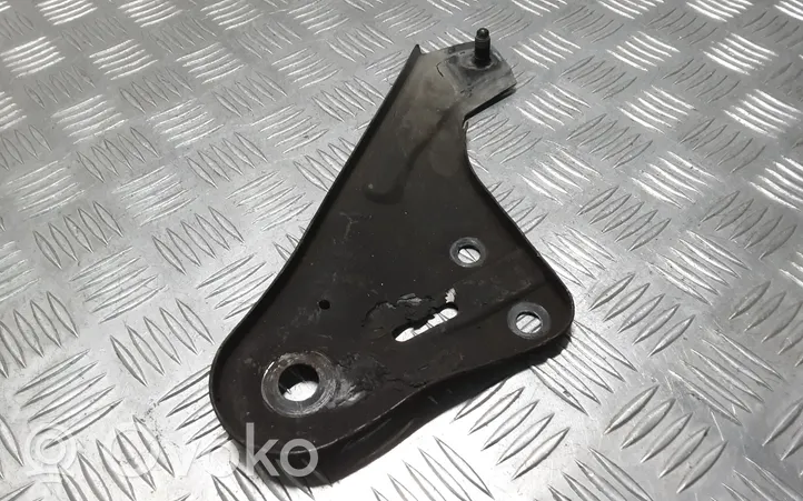 Volvo V40 Altra parte della sospensione anteriore AV61101A80AF