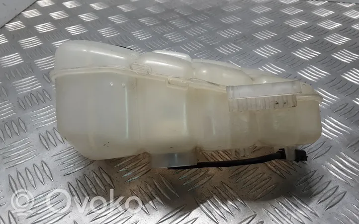 Volvo V40 Vase d'expansion / réservoir de liquide de refroidissement 31338764