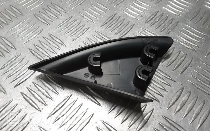 Volvo V40 Coque de rétroviseur 1287712