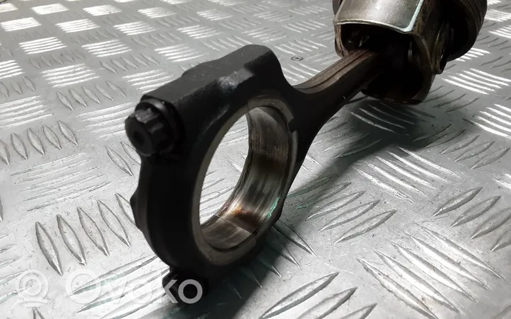 Toyota Prius+ (ZVW40) Piston with connecting rod X2ZR