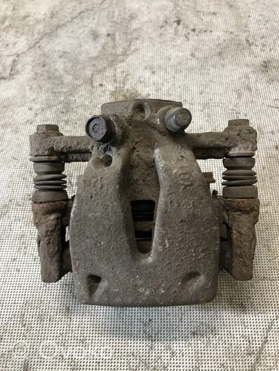 Toyota Avensis T250 Rear brake caliper 