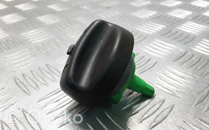 BMW 7 F01 F02 F03 F04 Tappo del serbatoio del carburante 