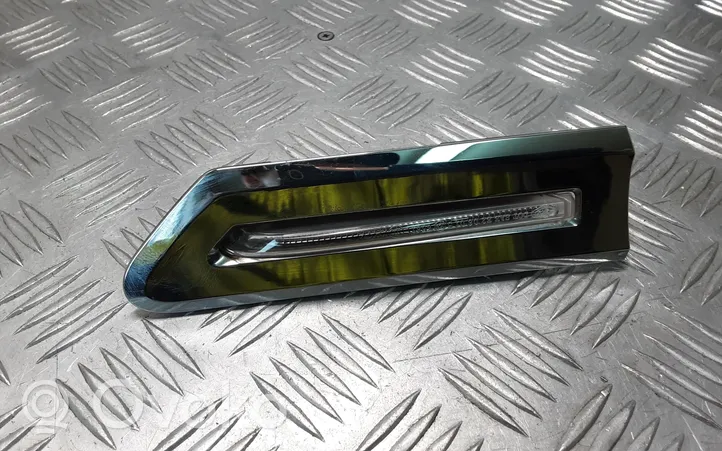 BMW 7 F01 F02 F03 F04 Front fender indicator light 7203372