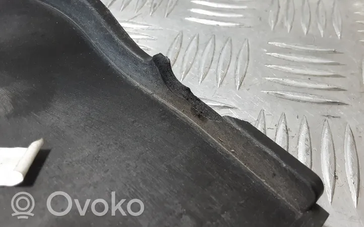 BMW 7 F01 F02 F03 F04 Kita variklio skyriaus detalė 7188420