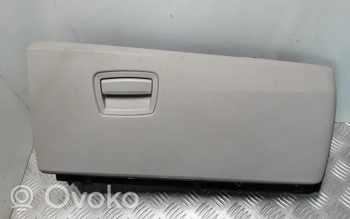 BMW 7 F01 F02 F03 F04 Daiktadėžės (bordačioko) komplektas 9112164