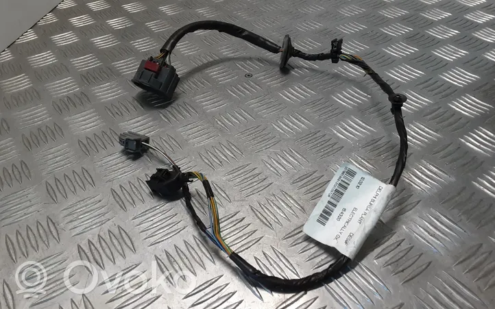 Volvo XC60 Parkošanas (PDC) sensoru vadu instalācija 30786186