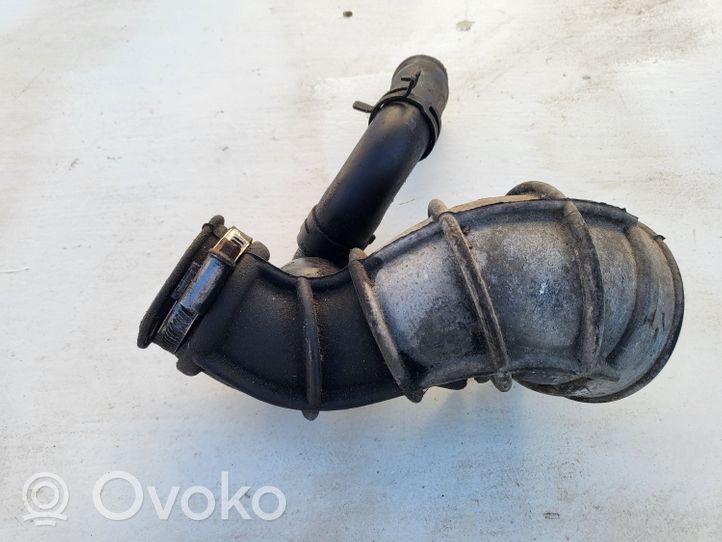 Opel Astra G Tubo di aspirazione dell’aria turbo 90530768