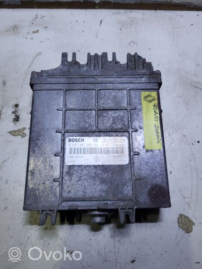 Renault Scenic I Sterownik / Moduł ECU 770009021