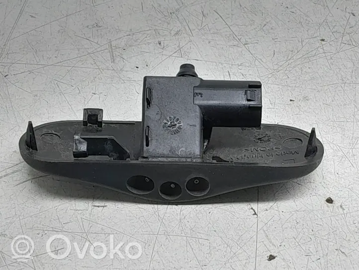 Audi A6 S6 C7 4G Ugello a spruzzo lavavetri per parabrezza 4G0955987