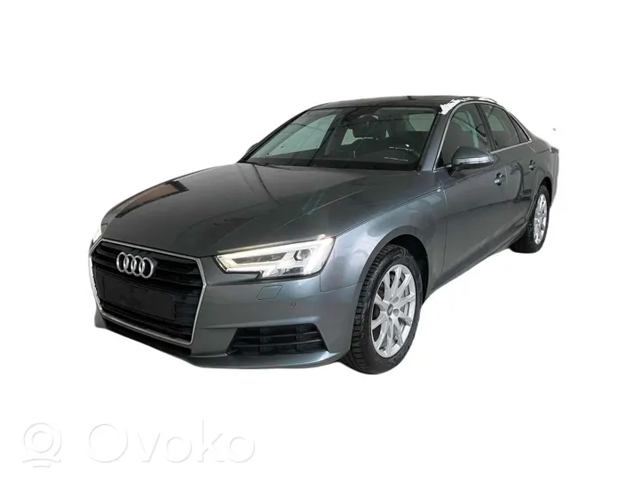 Audi A4 S4 B9 Radiatorių panelė (televizorius) 