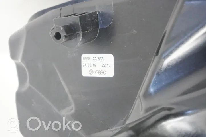 Audi A4 S4 B9 Obudowa filtra powietrza 8W0133835