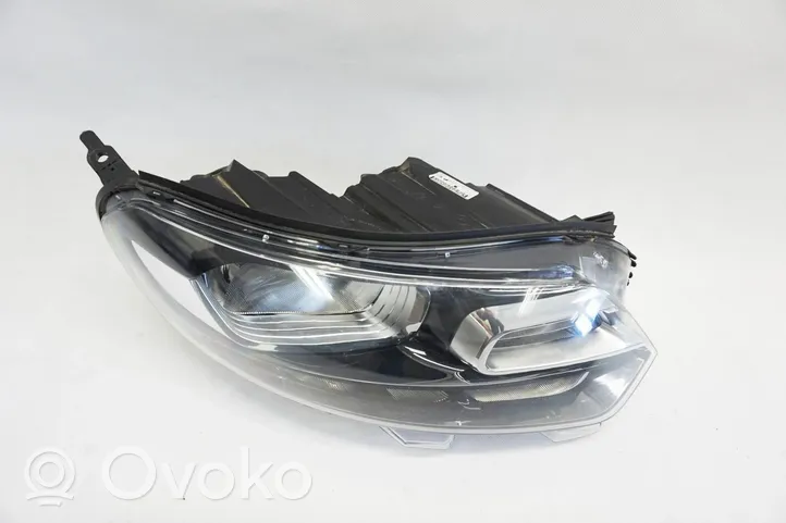 Opel Vivaro Headlight/headlamp 