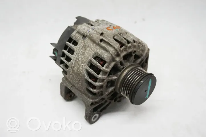 Renault Captur Alternator 231007865R