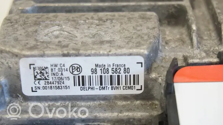 Citroen C4 Cactus Bouton poussoir de démarrage du moteur 9810858280