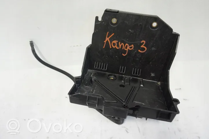 Renault Kangoo II Support boîte de batterie 648944946R