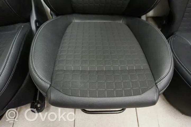 Ford Fiesta Sėdynių komplektas 