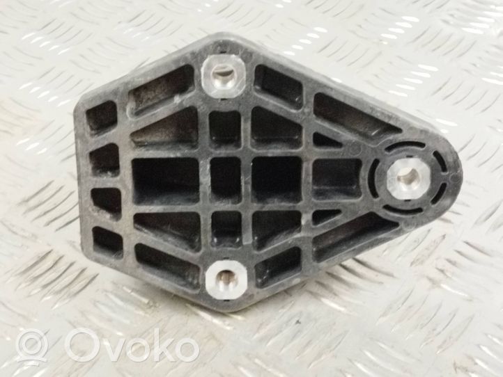 Hyundai Ioniq Engine mount bracket 