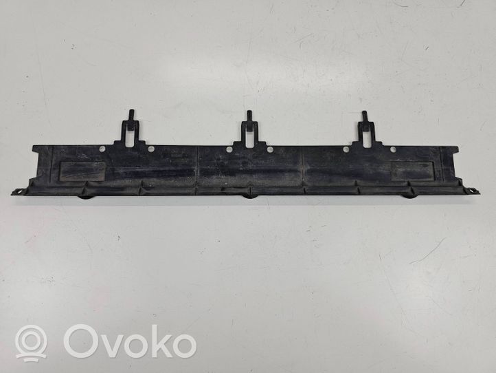 BMW 5 G30 G31 Pannello di fondo di supporto del radiatore 8577638