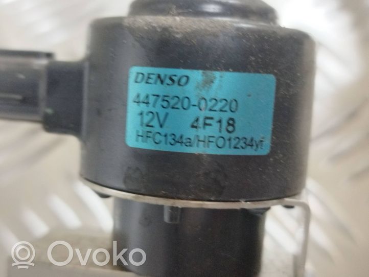 Nissan Ariya Ilmastointilaitteen kompressorin pumppu (A/C) 4475200220