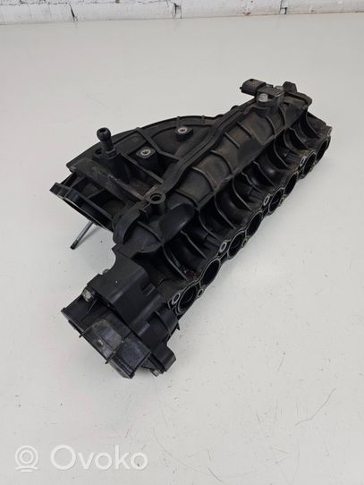 KIA Sportage Intake manifold 283812F600