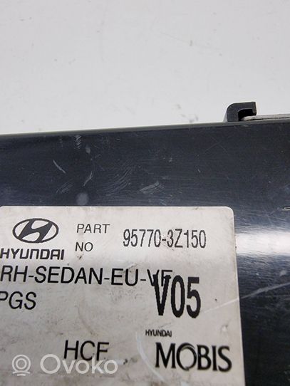 Hyundai i40 Sonstige Steuergeräte / Module 957703Z150