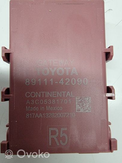 Toyota RAV 4 (XA50) Moduł sterowania Gateway 8911142090