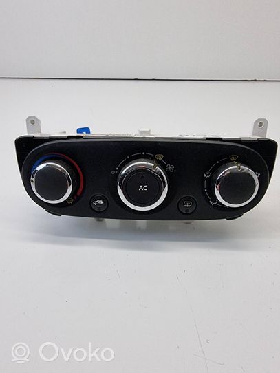 Renault Clio IV Climate control unit T1019676Z