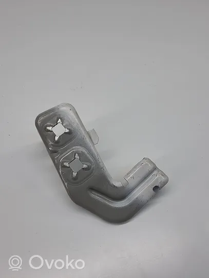 BMW 4 F36 Gran coupe Fender mounting bracket 7255822