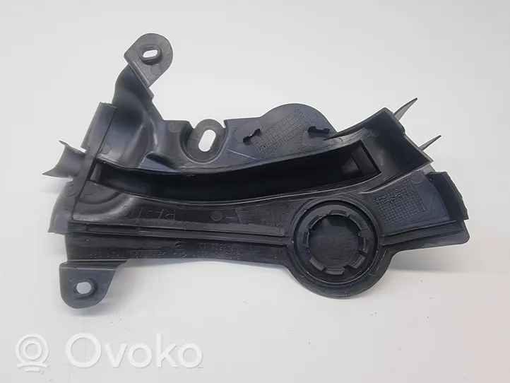 BMW 5 G30 G31 Guma variklio skyriaus 7349601