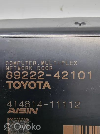 Toyota RAV 4 (XA50) Unité de commande / module de hayon 8922242101