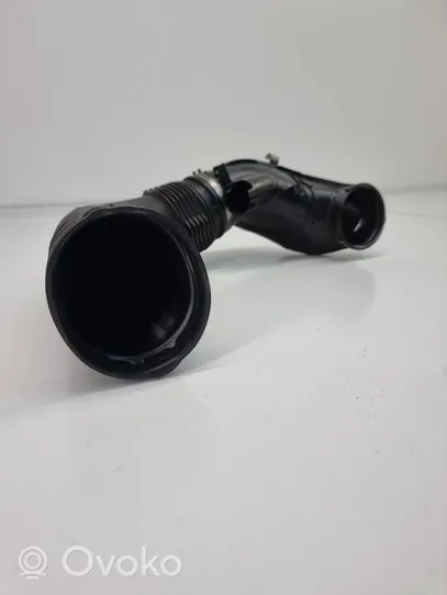 BMW 3 F30 F35 F31 Turbo air intake inlet pipe/hose 7807493