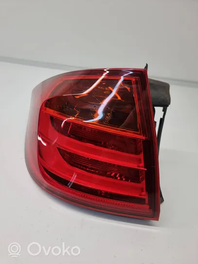 BMW 3 F30 F35 F31 Rear/tail lights 7429727