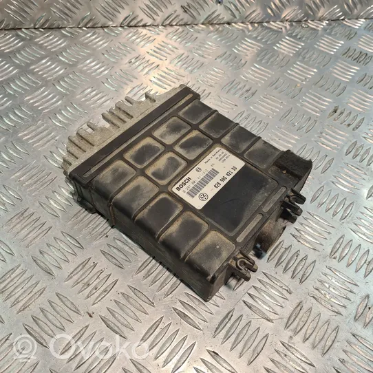 Volkswagen PASSAT B3 Sterownik / Moduł ECU 0281001411