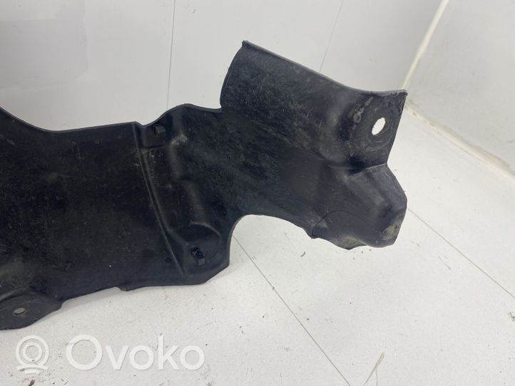 Volkswagen Touareg I Variklio dugno apsauga 7L0825285