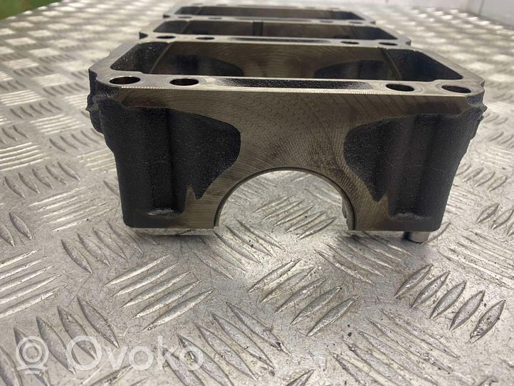 Audi A6 S6 C7 4G Other cylinder head part 202600B