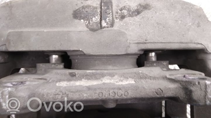 Volvo XC70 Étrier de frein avant 945