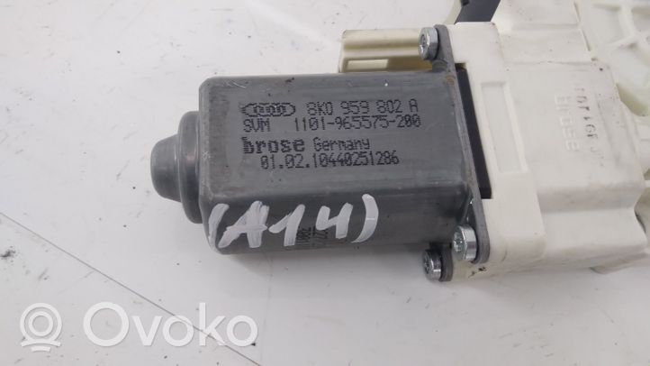 Audi Q7 4L Priekinis varikliukas langų pakėlėjo 8K0959802A