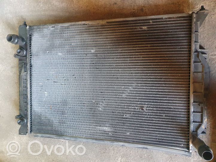 Audi A6 S6 C5 4B Dzesēšanas šķidruma radiators 