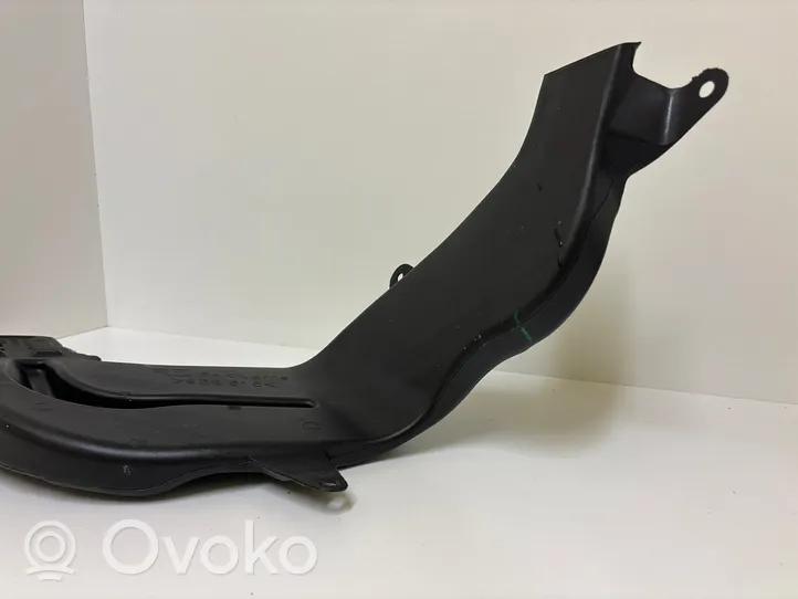 BMW 1 F20 F21 Salono oro latakas (-ai) 7221928