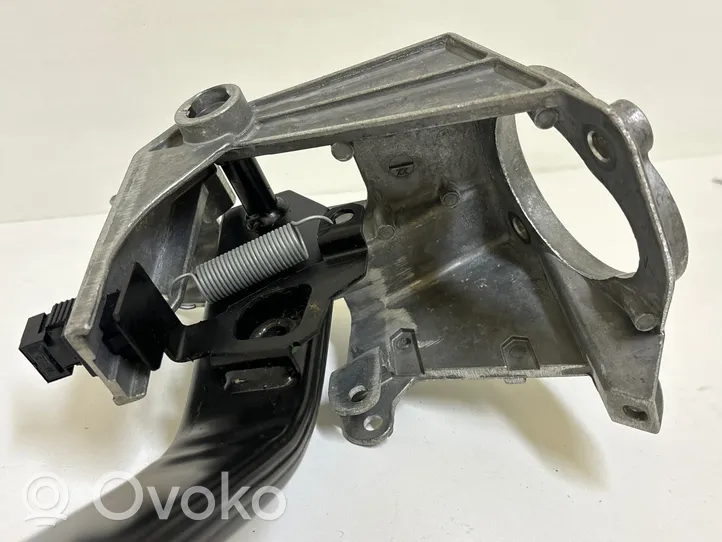 BMW 1 E81 E87 Pedal de freno 6751975