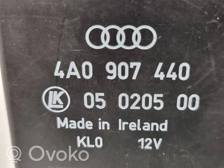 Audi A4 S4 B5 8D Moduł / Przekaźnik wycieraczek 4A0907440