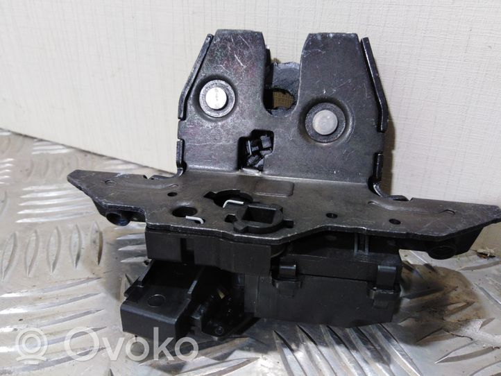 Opel Zafira C Loading door lock 13524683