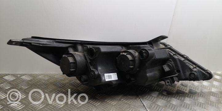 KIA Sportage Faro/fanale 921013U210