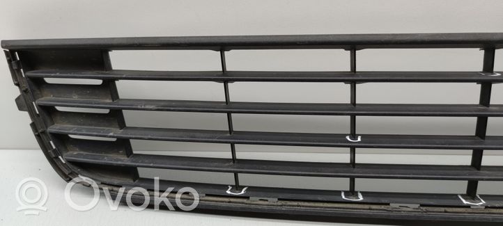 Volkswagen Touran II Grille inférieure de pare-chocs avant 1T0853677D